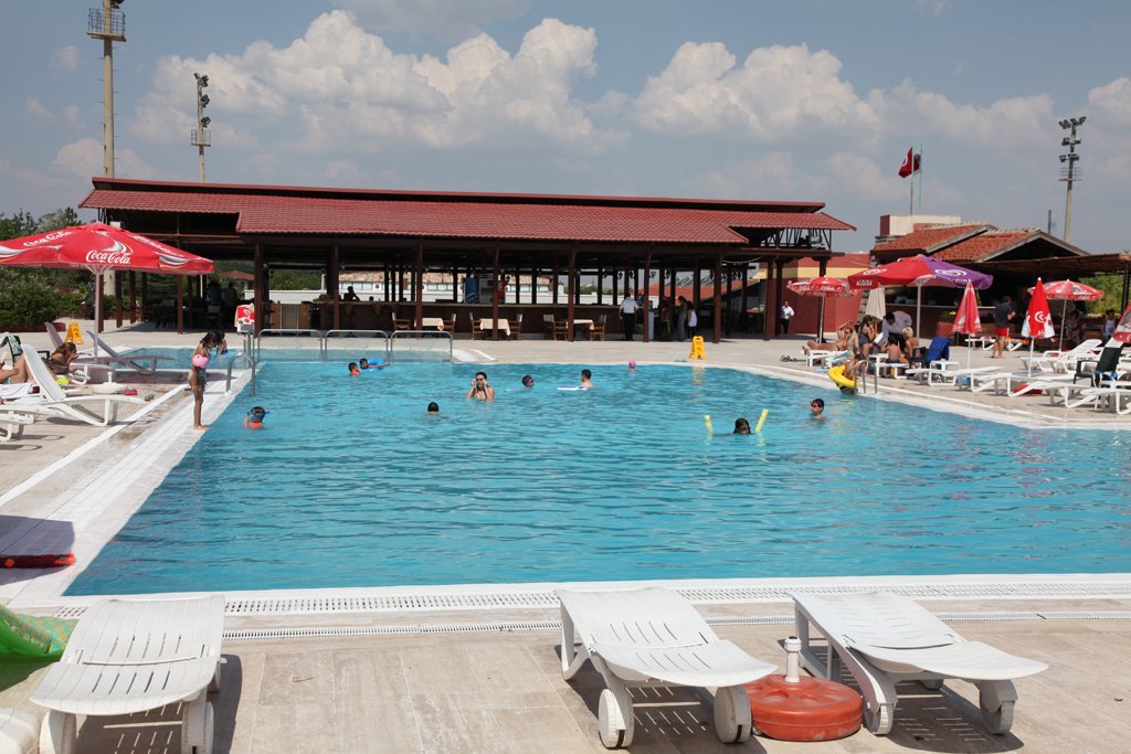 Capital Country Club Yüzme Havuzu