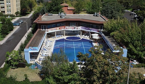 Form kör arazi  Eryaman Dolphin Spor Merkezi Yüzme Havuzu | Ankara Yüzme Havuzları | Ankara  Havuz Rehberi | Ankara Havuzlar